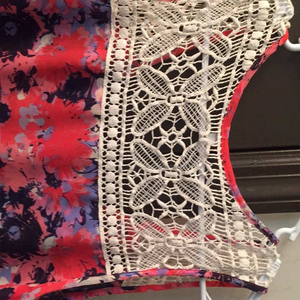 Layered tank - Picture 4 of 5